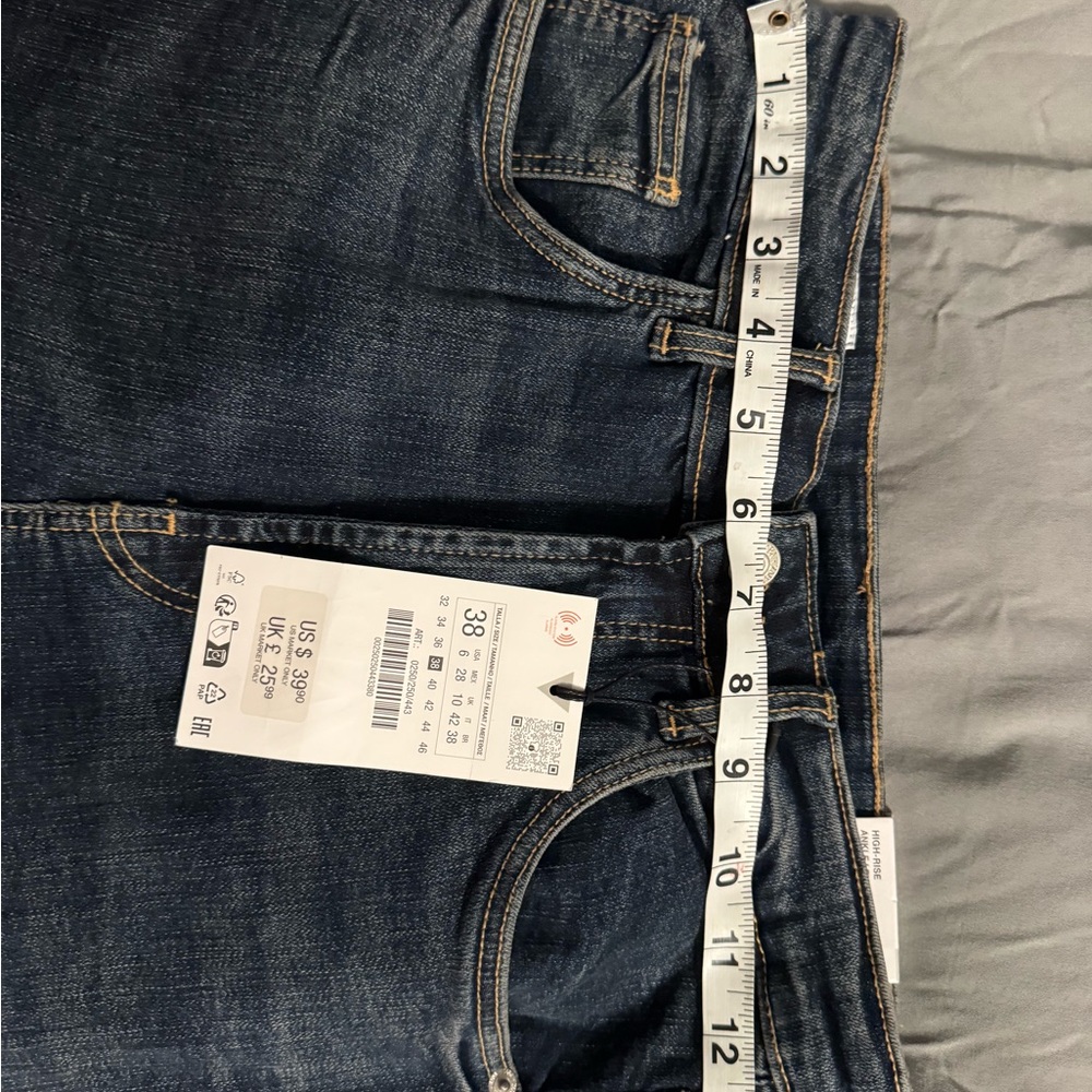 NWT Zara High-Waisted Blue Skinny Jeans with Vintage Wash - Picture 7 of 9